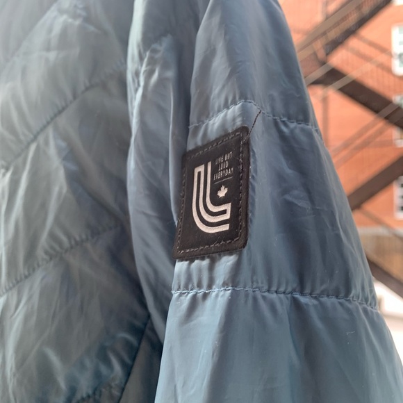 Lolë Women’s Long Packable Jacket – PrimaLoft – Size XL – Light Blue - Picture 9 of 10